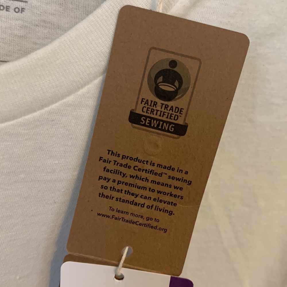 Patagonia Women’s P6 Logo Crew T-Shirt - Picture 10 of 12